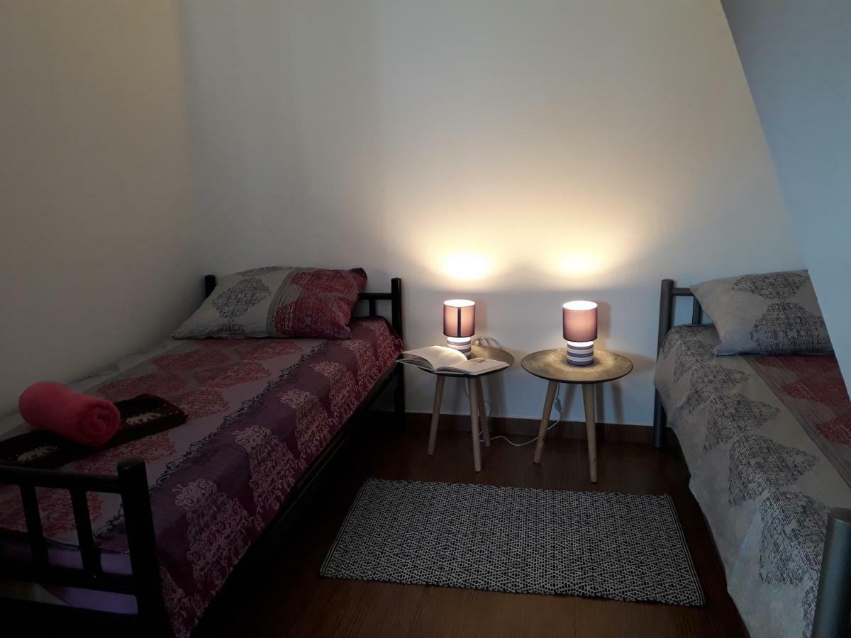 Relax Lägenhet Pula Exteriör bild